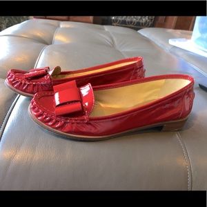 Super cute Kate Spade red patent loafer! Excellent condition. Size 8.